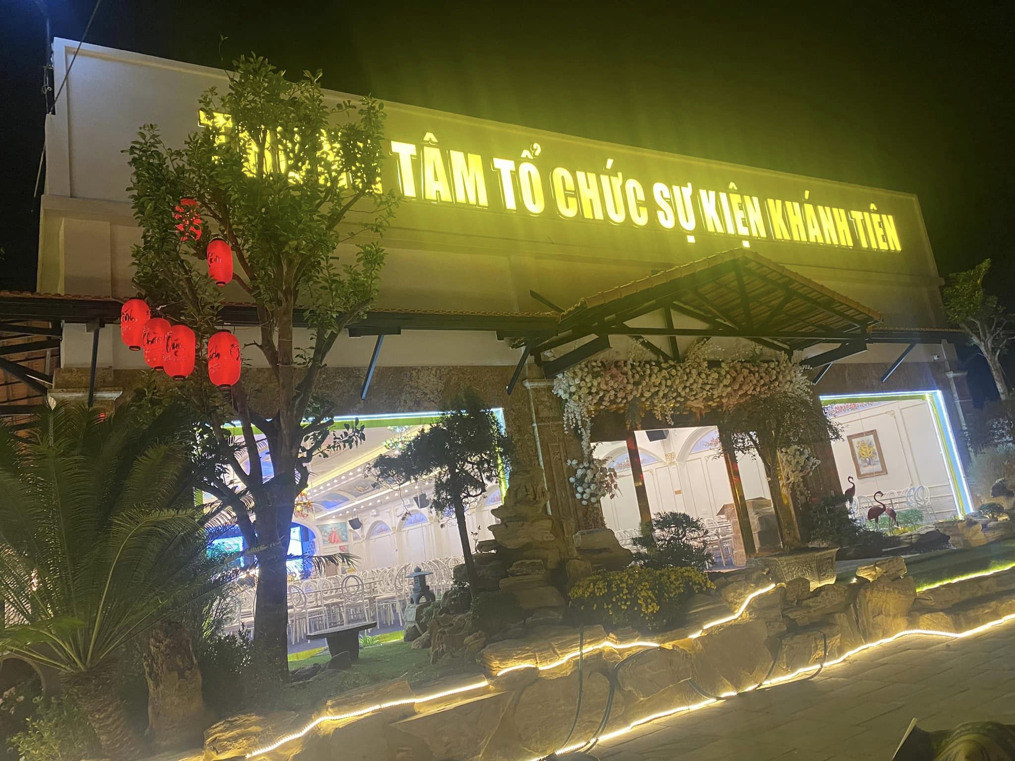 Âm thanh ánh sáng tiệc cưới